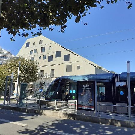 Une Chambre A L'Economat Bordeaux Exteriör bild