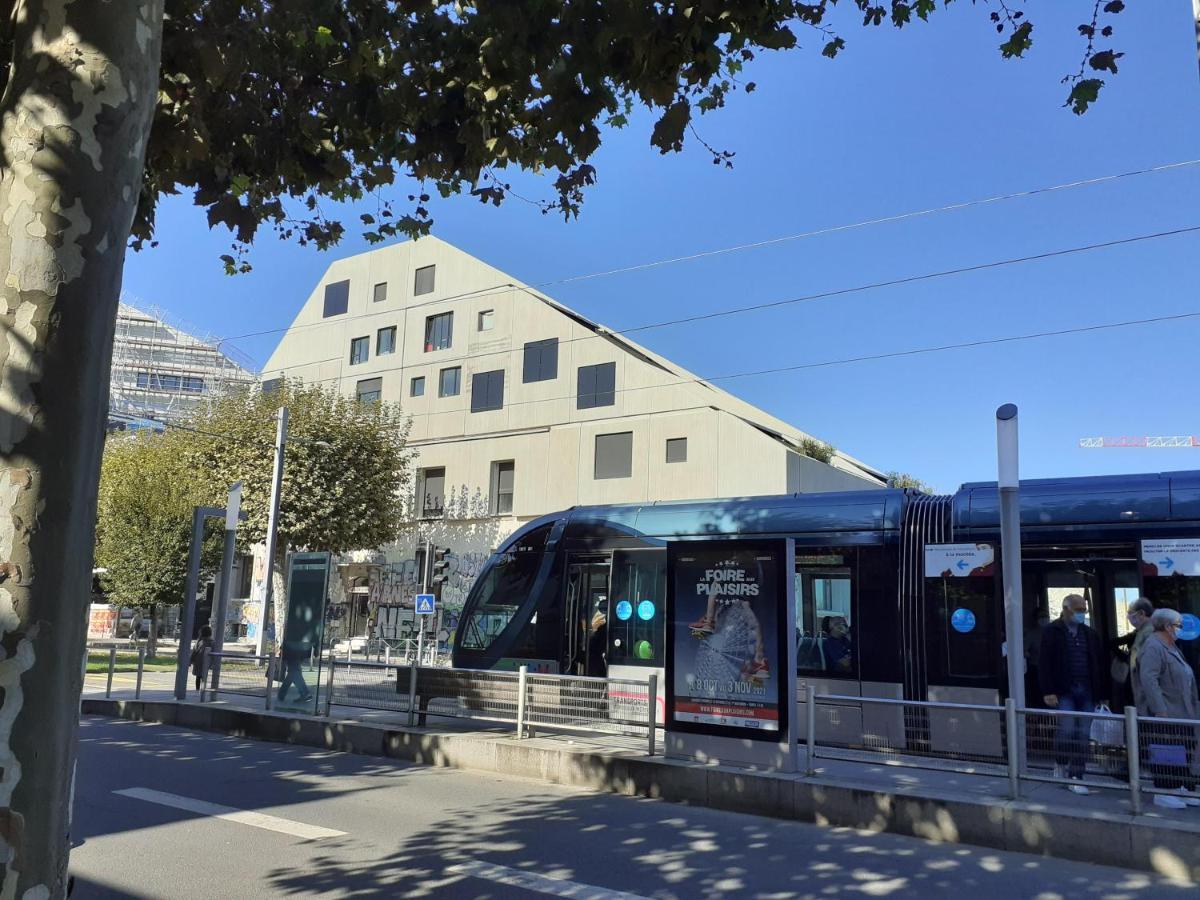 Une Chambre A L'Economat Bordeaux Exteriör bild